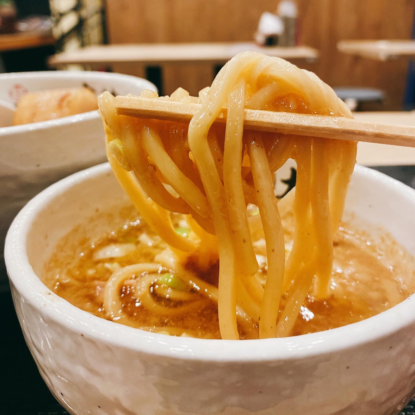 浅草のつけ麺屋、つけ麺 太輔の特製にんにくつけ麺